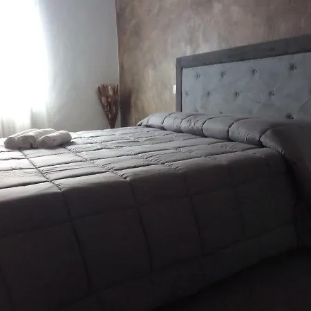 ゲストハウス Il Panorama シナルンガ